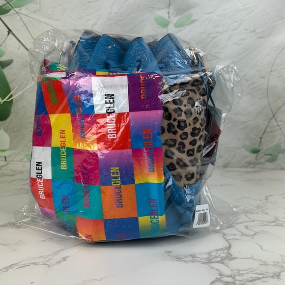 BruceGlen Leopard Bucket Bag Electric Sky Blue - Picture 11 of 16